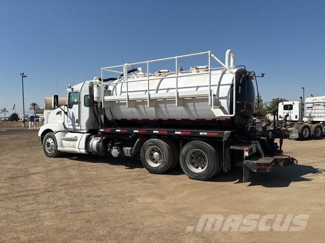 Kenworth T660 Camion aspirateur, Hydrocureur