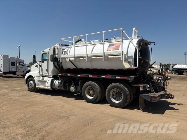 Kenworth T660 Camion aspirateur, Hydrocureur