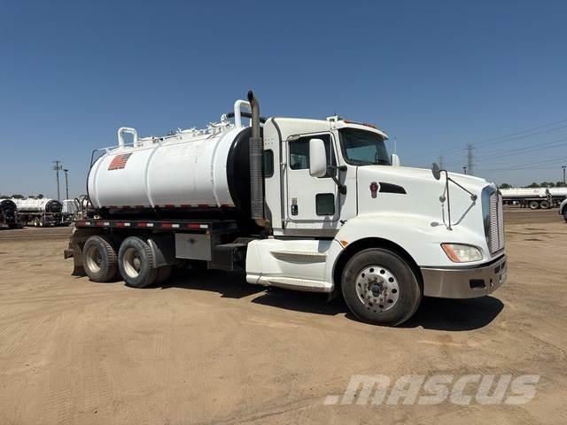 Kenworth T660 Camion aspirateur, Hydrocureur