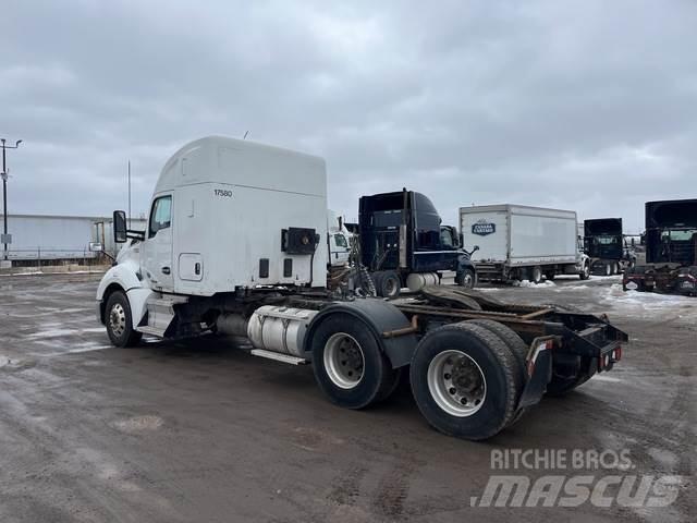 Kenworth T680 Tracteur routier