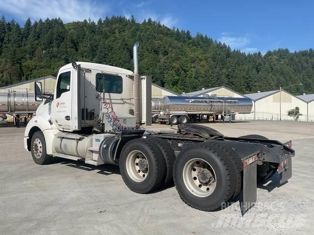 Kenworth T680 Tracteur routier