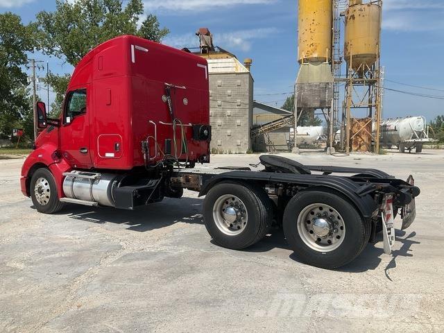 Kenworth T680 Tracteur routier