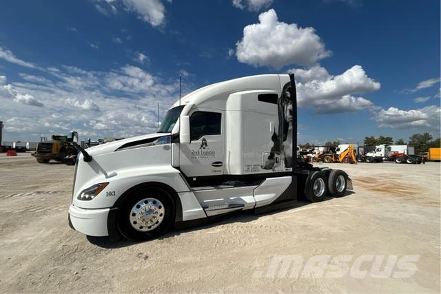Kenworth T680 Tracteur routier