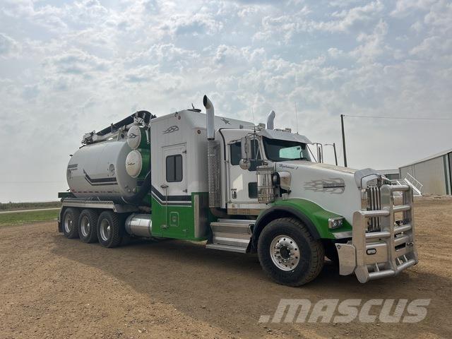 Kenworth T800 Pelle sur chenilles