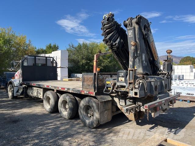 Kenworth T800 Camion plateau ridelle avec grue