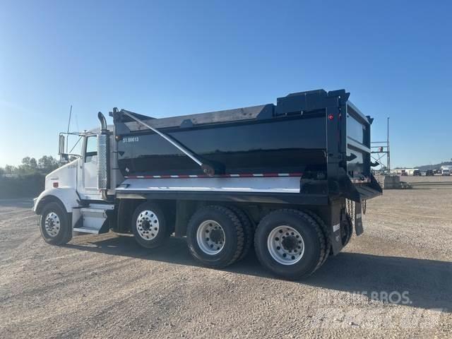 Kenworth T800B Camion benne