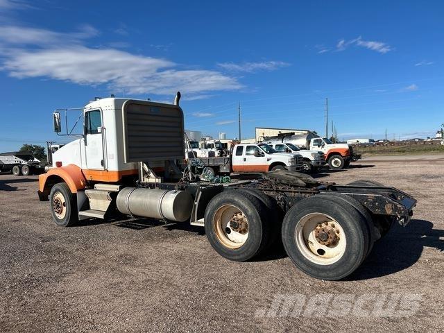 Kenworth T800B Tracteur routier