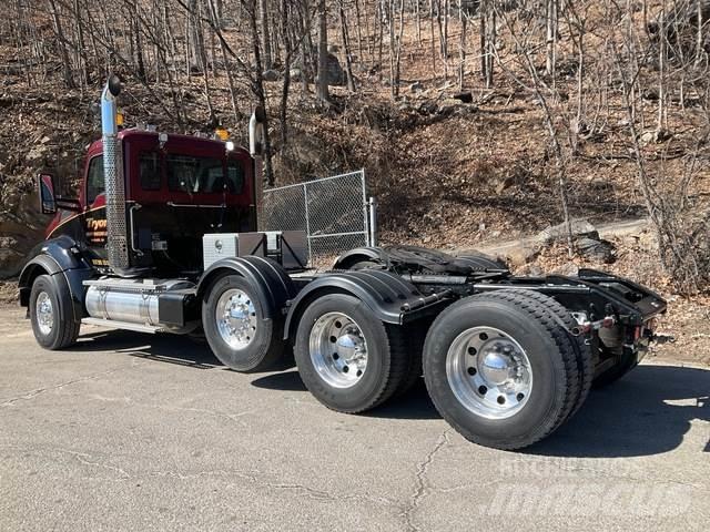 Kenworth T880 Tracteur routier