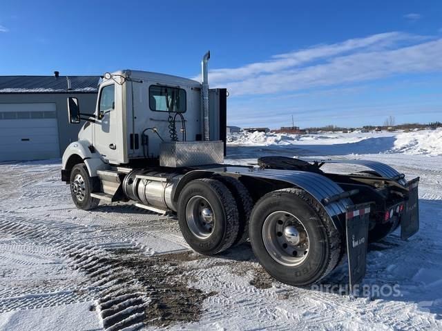 Kenworth T880 Tracteur routier