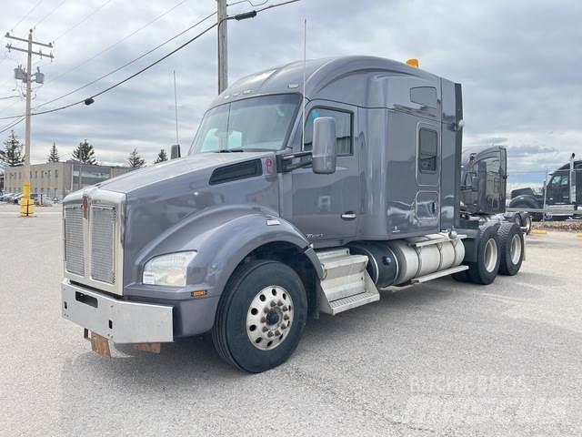 Kenworth T880 Tracteur routier