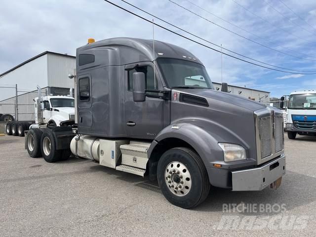 Kenworth T880 Tracteur routier