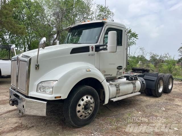 Kenworth T880 Tracteur routier