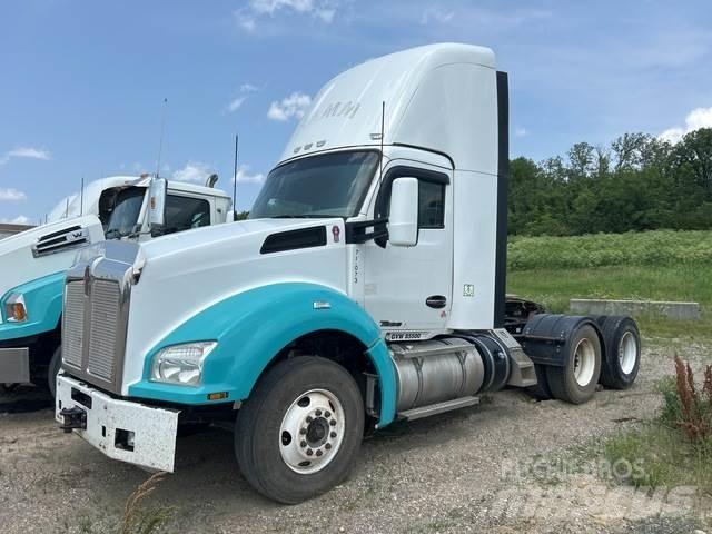 Kenworth T880 Tracteur routier