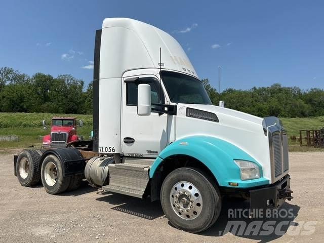 Kenworth T880 Tracteur routier