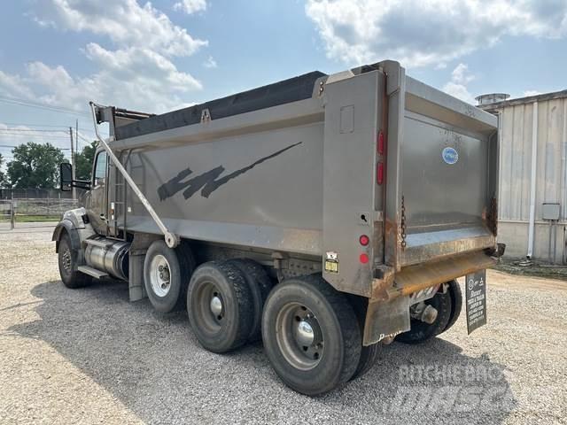 Kenworth T880 Camion benne