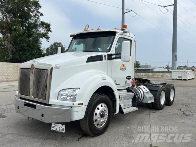 Kenworth T880 Tracteur routier