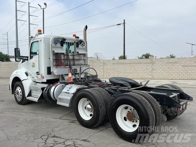 Kenworth T880 Tracteur routier