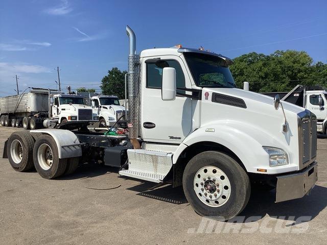 Kenworth T880 Tracteur routier