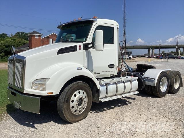 Kenworth T880 Tracteur routier