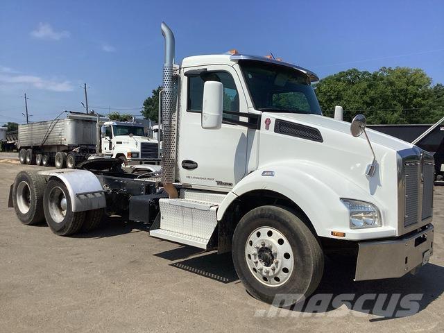 Kenworth T880 Tracteur routier