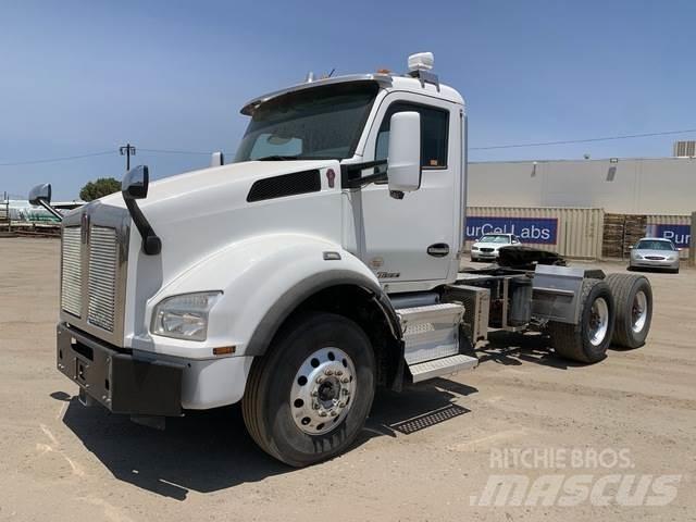 Kenworth T880 Tracteur routier