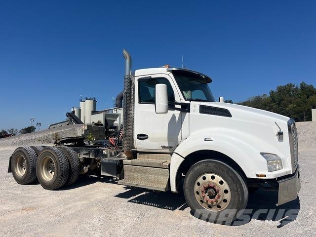 Kenworth T880 Tracteur routier