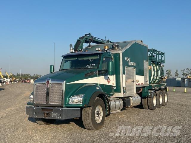 Kenworth T880 Pelle sur chenilles