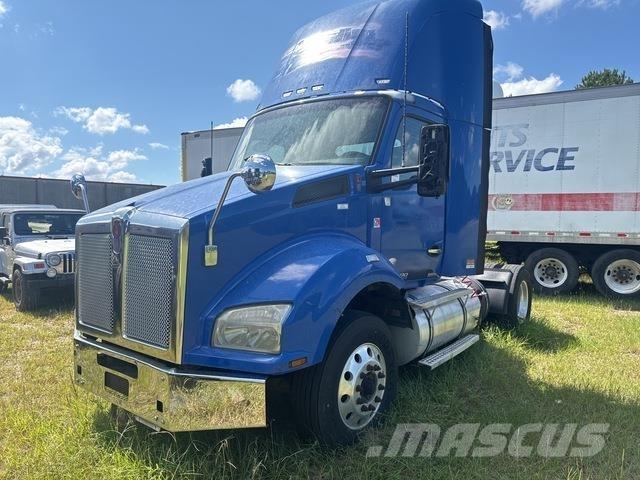 Kenworth T880 Tracteur routier