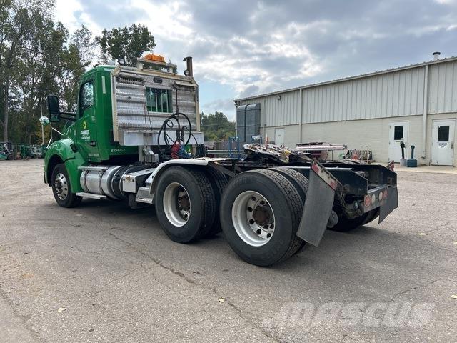 Kenworth T880 Tracteur routier