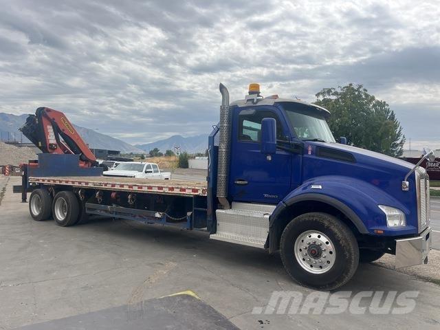 Kenworth T880 Camion plateau ridelle avec grue