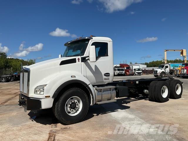 Kenworth T880 Cabines