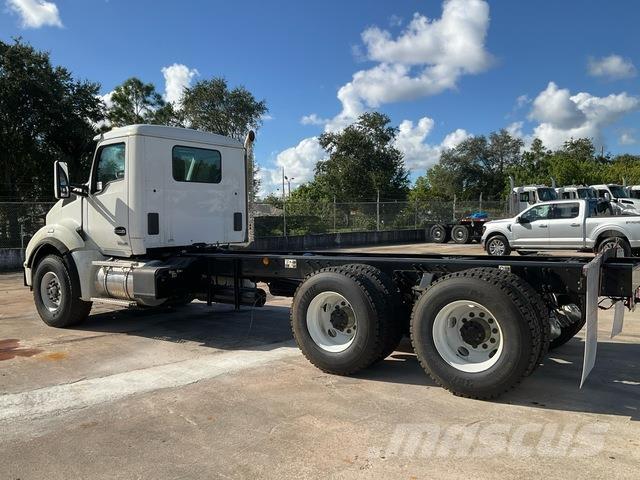 Kenworth T880 Cabines