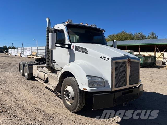 Kenworth T880 Tracteur routier
