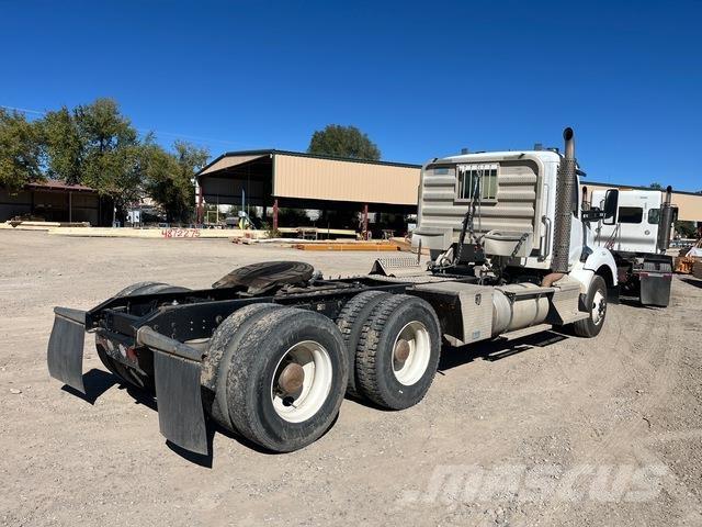Kenworth T880 Tracteur routier
