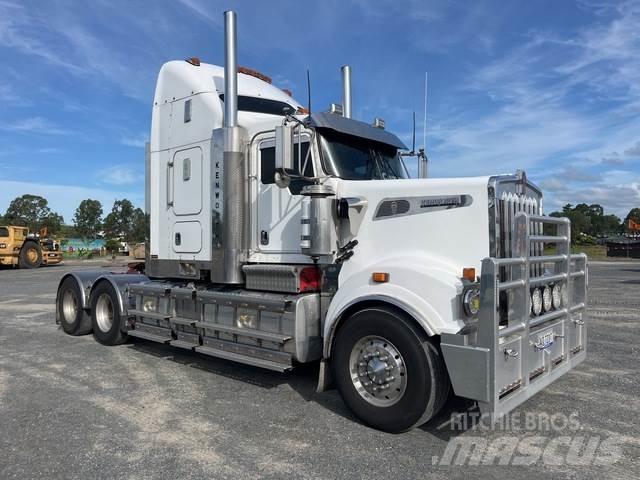 Kenworth T909 Tracteur routier