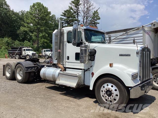 Kenworth W900 Tracteur routier