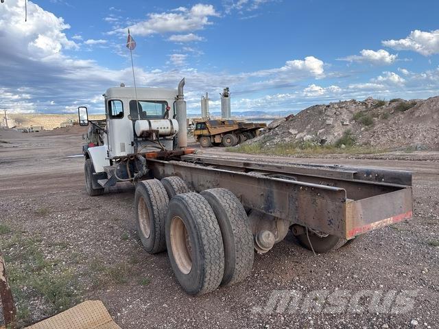 Kenworth W900 Cabines