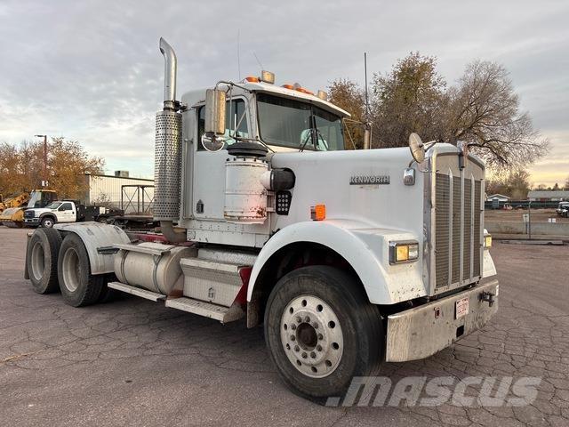 Kenworth W900 Tracteur routier