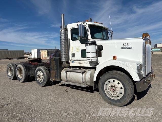 Kenworth W900B Tracteur routier