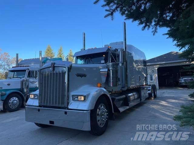 Kenworth W900L Tracteur routier