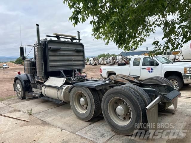 Kenworth W900L Tracteur routier