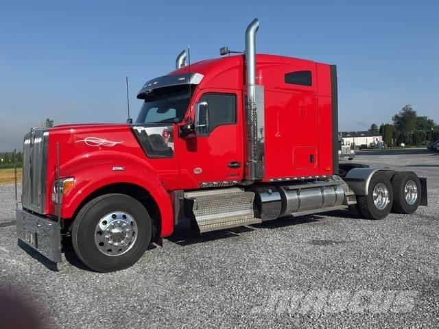 Kenworth W990 Tracteur routier
