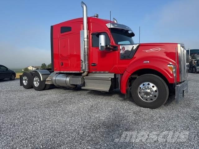 Kenworth W990 Tracteur routier