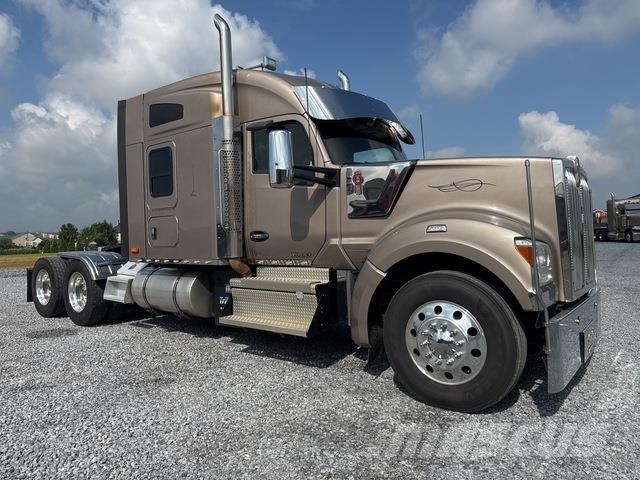 Kenworth W990 Tracteur routier