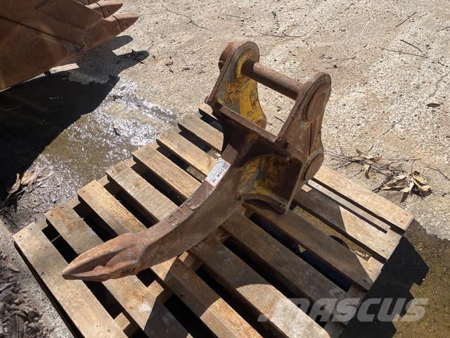 Komatsu  Scarificateur