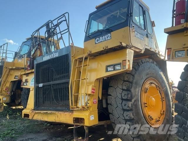 Komatsu 330M Tombereau articulé