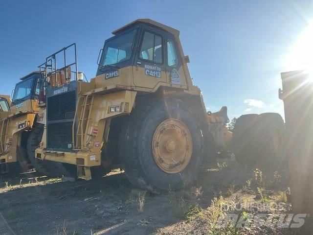 Komatsu 330M Tombereau articulé