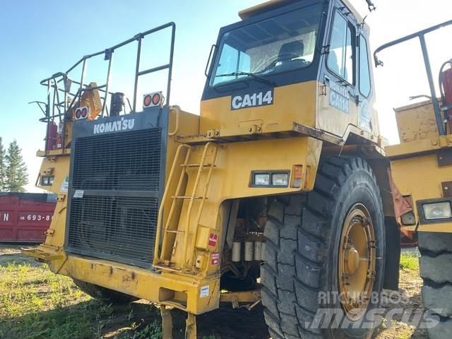 Komatsu 330M Tombereau articulé