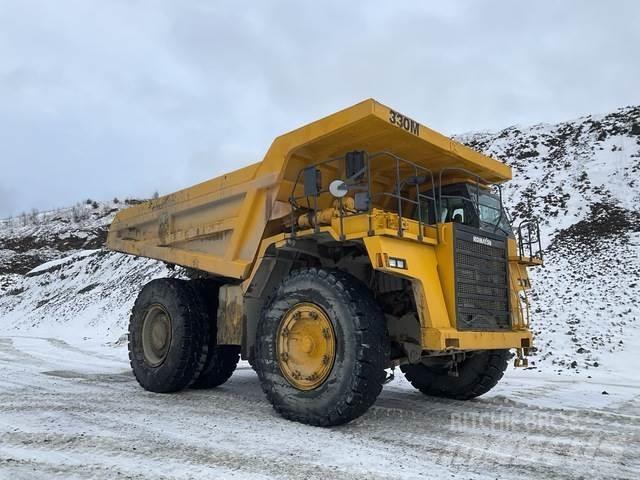Komatsu 330M Tombereau articulé
