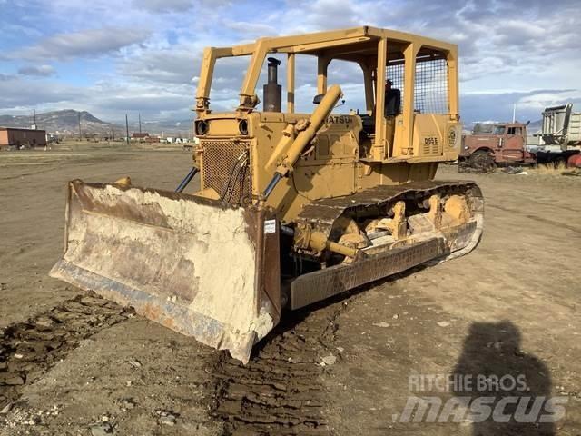 Komatsu D65E-6 Bouteurs sur chenilles